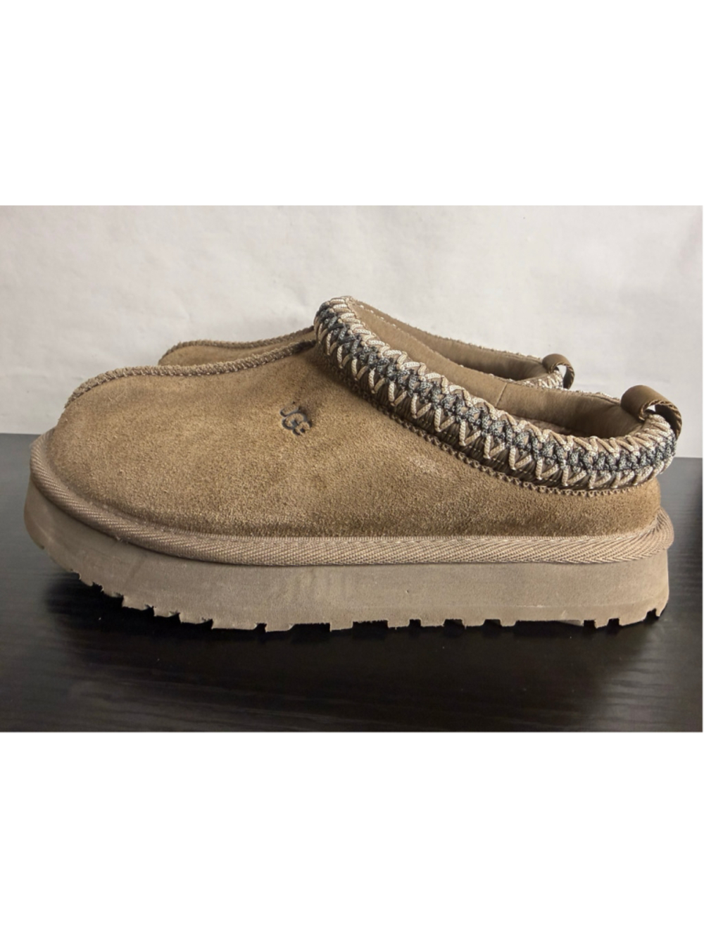 Girls UGG Tasman Slippers Size 1